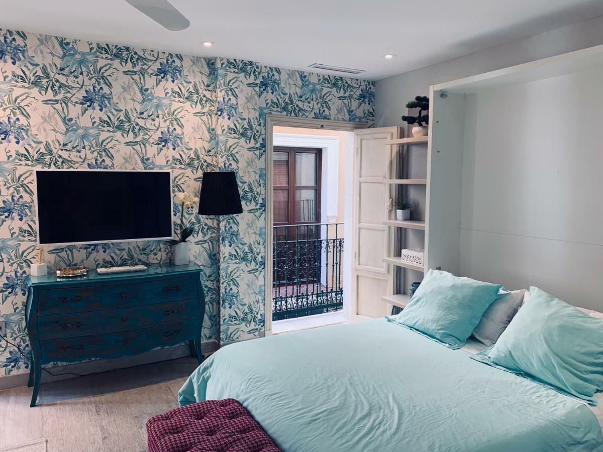Cathedral Studio, Luxury Studio In Cathedral Area, Parking Optional Sevilla Bagian luar foto