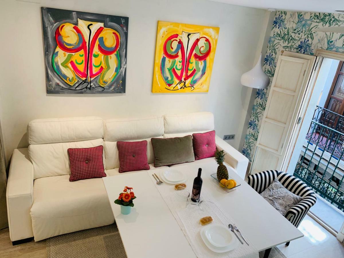 Cathedral Studio, Luxury Studio In Cathedral Area, Parking Optional Sevilla Bagian luar foto
